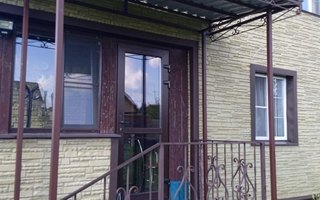 навес для загородного дома НВС-3 с ковкой